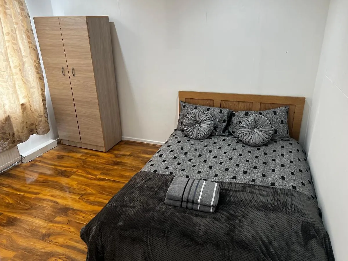 Good Priced Single Rooms In Hayes Vendégház Northolt (Greater London)